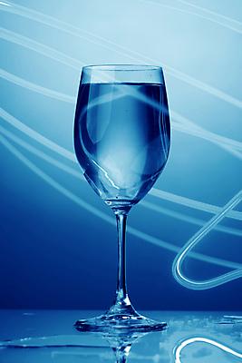 포토 JPG 해외이미지 음료 와인잔 유리 유리병 사람없음 컵 초록색 빛 반사 노란색 식당 얼음 검은색 침묵 주스 카페 습기 젖음 흐름 가을 흰색 알코올 신선 칵테일 바 투명 붓기 떨어짐 이슬 시원함 분무기 해외202004 해외202105 해외포토 자연요소 식기 계절 컬러 컨셉 술잔 모션 재질 병_용기 주류 상점 소리 파일형식