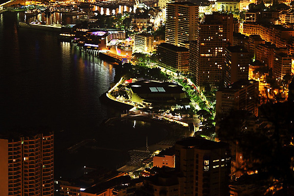 포토 JPG 해외이미지 라이프스타일 유럽 바다 여행 요트 건축양식 교통시설 전등 조명 산 거리 파노라마 사람없음 건물 물 도시풍경 항구 황혼 새벽 프랑스 도시 재산 고급 야간 지중해 카지노 포트 스카이라인 빛망울 프랑스어 모나코 몬테카를로 해외202004 해외202105 해외포토 자연요소 문자 건축물 건축 나라 교통 컨셉 촬영기법 풍경 생활 금융 빛 일몰 배 도박 시설 선박 파일형식
