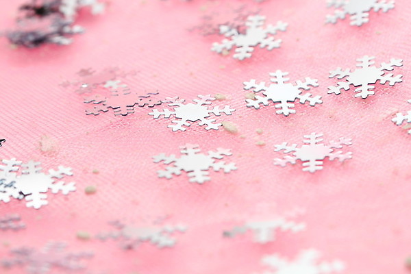 포토 JPG 해외이미지 모양 아이콘 디자인 계절 조각 백그라운드 크리스마스 겨울 패턴 자연 벽지 날씨 휴가 새로움 사람없음 그래픽 장식 빨간색 빛 냉동 얼음 추위 흰색 축하 화려 떨어짐 12월 크리스탈 연도 심볼 포장지 오브젝트 서리 마법 1월 대칭 해외202004 해외202105 해외포토 자연요소 기념일 컬러 컨셉 무늬 포장 날짜 광석 생태계 파일형식