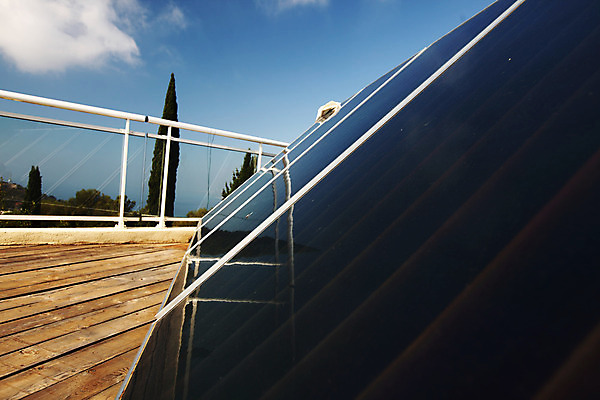 포토 JPG 해외이미지 구름 선 돈 밭 자연 하늘 새로움 주택 세포 따뜻함 사람없음 건물 빨간색 초록색 파란색 햇빛 태양 환경 수영 힘 재활용 발전기 에너지 판넬 뜨거움 역 보호 연료 세대 내추럴 베터리 생태학 요금 공급 해외202004 해외202105 해외포토 자연요소 건축물 교육 컬러 컨셉 농업 교통시설 발전소 수상스포츠 재산 친환경 생태계 파일형식