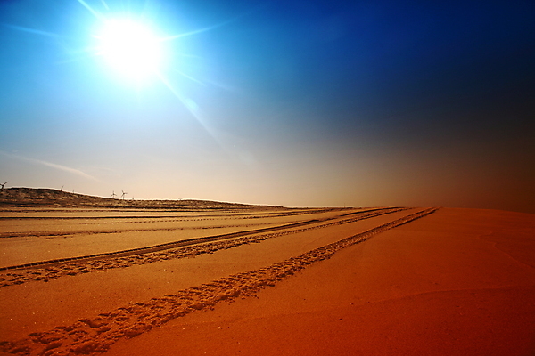 포토 JPG 해외이미지 물결 모래 여행 백그라운드 오렌지 아프리카 자연 건조 따뜻함 파노라마 피곤 이집트 풍경 사람없음 야외 빨간색 여름 모래사장 노란색 여행객 일출 맑음 일몰 사막 탐험 뜨거움 고독 갈증 모래언덕 사파리 언덕 지역 모로코 사하라 아랍어 해외202004 해외202105 해외포토 계절 감정 나라 바다 컬러 컨셉 과일 날씨 촬영기법 사람 노을 생태계 파일형식