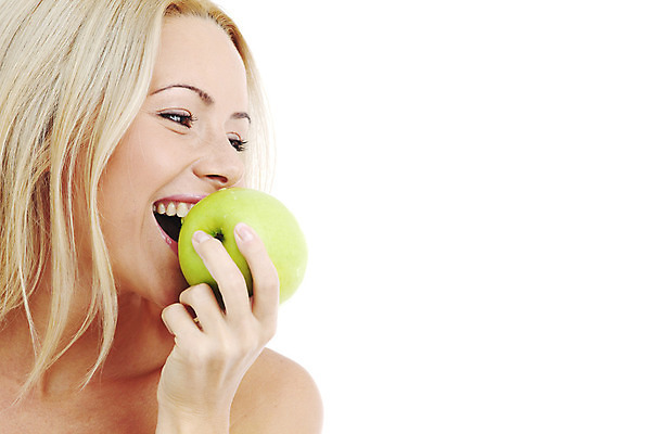 포토 JPG 해외이미지 라이프스타일 손 여자 행복 얼굴 음식 다이어트 과일 건강 한명 미소 사람 초록색 금발 약 기쁨 흰색 표현 신선 입 맛 치아 사과 먹기 피부 입술 유기농 치과의사 비타민 내추럴 고립 완벽 해외202004 해외202105 해외포토 1 헤어스타일 웰빙 감정 컬러 컨셉 의학 모션 표정 생활 신체부위 의사 소화기관 영양소 파일형식