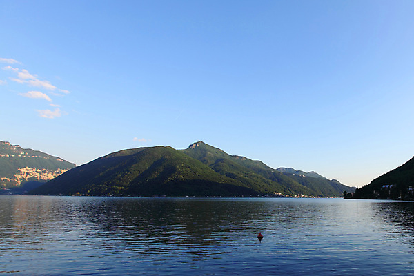 포토 JPG 해외이미지 나무 구름 공원 유럽 호수 여행 자연 하늘 휴가 휴식 산 파노라마 풍경 사람없음 야외 초록색 물 여름 파란색 도시풍경 햇빛 반사 마을 이탈리아 산책로 도시 만 스위스 언덕 만족 알프스 타운 몬테카를로 해외202004 해외202105 해외포토 자연요소 식물 계절 공공시설 감정 나라 길 컬러 컨셉 촬영기법 태양 생태계 모나코 파일형식