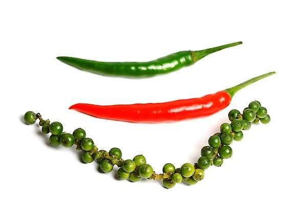 포토 JPG 해외이미지 음식 백그라운드 채소 재료 고추 건강 요리 사람없음 빨간색 초록색 주방 신선 뜨거움 맛 매움 후추 고립 살사댄스 할라피뇨 화상 해외202004 해외202105 해외포토 컬러 컨셉 춤 상처 향신료 파일형식