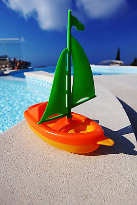 포토 JPG 해외이미지 라이프스타일 디자인 공원 행복 어린이 모래 스포츠 바다 공 창문 자연 놀이 호텔 엄마 휴식 주택 건강 사람 소년 사람없음 야외 내부 장식 물 여름 파란색 빛 장난감 수영 스파 침묵 목욕 젖음 아기 보트 고급 그림 장면 터키석 스타일 해외202004 해외202105 해외포토 자연요소 계절 공공시설 남자 감정 컬러 컨셉 배_교통 가족 숙소 건물 생활 소리 청결 수상스포츠 보석 생태계 파일형식