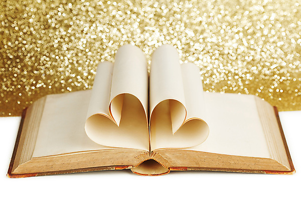 포토 JPG 해외이미지 종이 백그라운드 사랑 사람없음 책 낭만 하트 카피스페이스 해외202004 해외202105 해외포토 모양 감정 컨셉 공백 파일형식