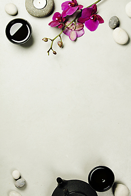 포토 JPG 해외이미지 실내 사람없음 하이앵글 사발 찻주전자 꽃봉오리 흰배경 스파용품 향초 아로마테라피 스톤 난초꽃 카피스페이스 해외202004 해외포토 꽃 뷰포인트 백그라운드 초 주전자 내부 스파 공백 흰색 난초 사기그릇 오브젝트 테라피 파일형식