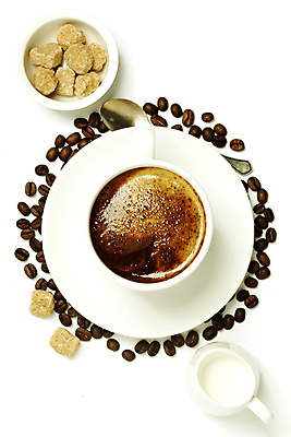 포토 JPG 해외이미지 스튜디오촬영 커피 실내 사람없음 원두 커피잔 프림 플랫레이 해외202004 해외포토 음료 잔 내부 플랫 파일형식