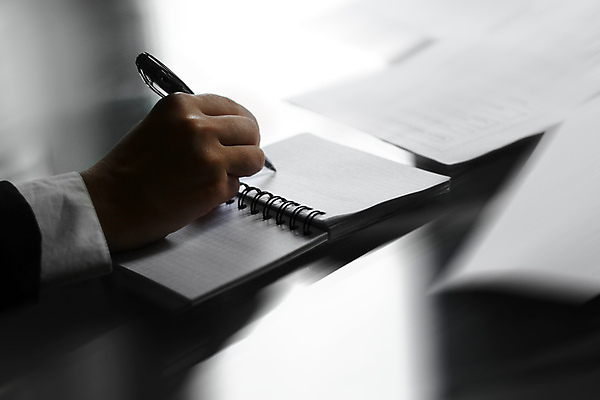 포토 JPG 해외이미지 직업 학생 손 종이 백그라운드 돈 비즈니스 손가락 회의 사람 사람없음 학습 사무실 연필 펜 가리킴 작업 비즈니스맨 발표 그룹 작업실 메시지 기자 계획 대표 강의 스케치 종업원 스마트 면접 패드 세미나 업그레이드 주목 지능 해외202004 해외202105 해외포토 교육 남자 컨셉 학용품 미술 손짓 신체부위 필기구 직장인 재산 파일형식