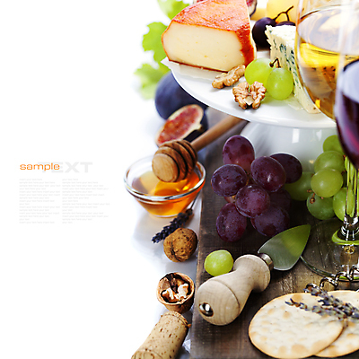 포토 JPG 해외이미지 와인잔 포도 치즈 유제품 실내 사람없음 크래커 와인 칼 받침대 흰배경 청포도 호두 허니디퍼 해외202004 해외포토 백그라운드 술잔 과일 주류 내부 쿠키 견과류 흰색 도구 파일형식