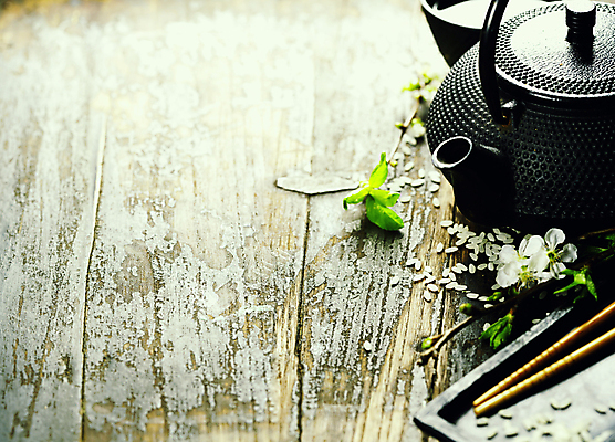 포토 JPG 해외이미지 스튜디오촬영 젓가락 실내 사람없음 쌀 찻주전자 해외202004 해외포토 주전자 곡류 수저 내부 파일형식