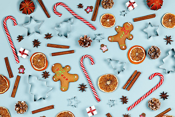 포토 JPG 해외이미지 전통 계절 별 음식 조각 백그라운드 크리스마스 겨울 오렌지 벽지 지팡이 휴가 디저트 새해 사탕 선물 요리 사람없음 장식 파란색 상자 쿠키 케이크 축제 수확 달콤 굽기 설정 곰팡이 시나몬 핸드메이드 국경 맛있는 해외202004 해외202105 해외포토 자연요소 기념일 컬러 농업 과일 맛 구이 파일형식