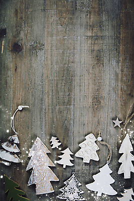 포토 JPG 해외이미지 크리스마스장식 크리스마스 크리스마스용품 실내 사람없음 목재 크리스마스트리 나무바닥 트리모양 카피스페이스 크리스마스배경 해외202004 해외포토 모양 나무 기념일 백그라운드 재료 바닥 내부 공백 용품 파일형식