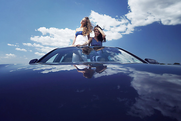 포토 JPG 해외이미지 백인 학생 라이프스타일 커플 여자 남자 행복 여행 백그라운드 2 자동차 자연 유리 하늘 모바일 휴가 함께함 관리 미소 사람 소년 성인 야외 두명 여름 파란색 친구 청춘 우정 기쁨 자유 흰색 춤 오픈카 스타일 해외202004 해외202105 해외포토 서양인 계절 감정 어린이 육상교통 컬러 컨셉 관계 승용차 재질 문화예술 표정 생활 생태계 파일형식