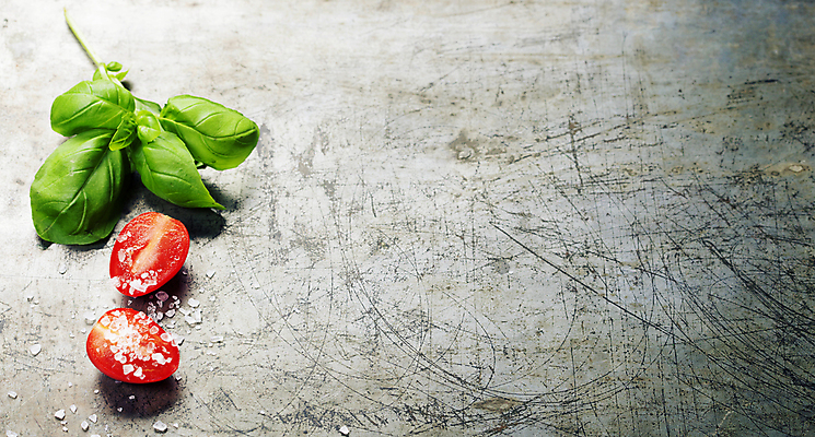 포토 JPG 해외이미지 방울토마토 회색배경 실내 사람없음 소금 바질 카피스페이스 해외202004 해외포토 백그라운드 토마토 내부 공백 회색 파일형식