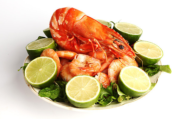 포토 JPG 해외이미지 접시 채소 새우 사람없음 샐러드 신선 해산물 흰배경 라임 해외202004 해외202105 해외포토 식기 음식 백그라운드 과일 갑각류 흰색 파일형식