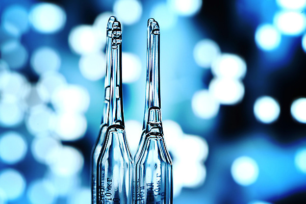 포토 JPG 해외이미지 디자인 산업 백그라운드 크리스마스 공 유리 벽지 추상 휴가 건강 사람없음 장식 물 빛 스터디 약 노란색 흰색 축하 화려 실험실 질병 상품 약국 연도 질감 주사약 테라피 조제 백신 봉인 인플루엔자 해외202004 해외202105 해외포토 자연요소 기념일 컬러 컨셉 무늬 의학 재질 실험 학습 뷰티 바이러스 만들기 파일형식