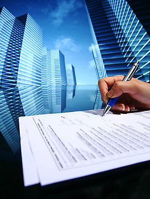 포토 JPG 해외이미지 모델 직업 손 종이 백그라운드 컨셉 회사 비즈니스 건축양식 유리 하늘 성공 사람 사람없음 건물 금융 경제 파란색 사무실 환경 탑 고층빌딩 성장 작업 비즈니스맨 발표 그룹 센터 계획 건축가 눈금 만들기 청록색 지역 청사진 마케팅 부동산중개인 세미나 제국 한계 해외202004 해외202105 해외포토 건축물 남자 건축 컬러 모션 재질 부동산 빌딩 신체부위 직장인 중개인 파일형식