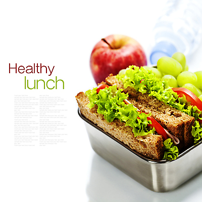 포토 JPG 해외이미지 샌드위치 사람없음 사과 생수 흰배경 도시락 점심식사 도시락통 식단관리 해외202004 해외포토 음식 백그라운드 과일 식사 흰색 용기_그릇 물병 파일형식