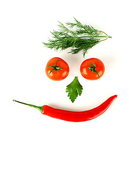 포토 JPG 해외이미지 식물 행복 문화 음식 백그라운드 토마토 채소 재료 고추 파프리카 건강 요리 사람없음 빨간색 초록색 우주 주방 종 흰색 신선 뜨거움 먹기 묘사 오브젝트 유기농 매움 날카로움 향료 후추 칠레 연소 고립 살사댄스 페퍼로니 해외202004 해외202105 해외포토 웰빙 감정 컬러 모션 춤 남아메리카 소시지 맛 향신료 향기 냄새 파일형식