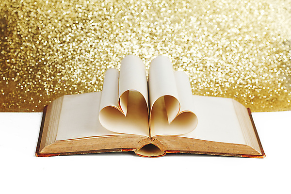 포토 JPG 해외이미지 종이 백그라운드 사랑 사람없음 책 낭만 하트 카피스페이스 해외202004 해외202105 해외포토 모양 감정 컨셉 공백 파일형식