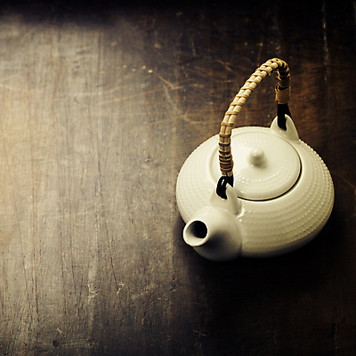 포토 JPG 해외이미지 실내 사람없음 도자기 찻주전자 갈색배경 해외202004 해외포토 백그라운드 주전자 내부 갈색 파일형식