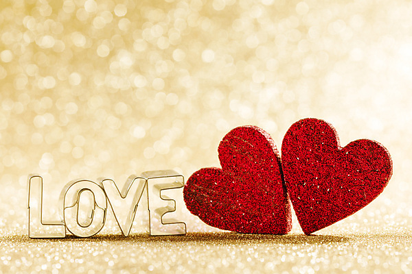 포토 JPG 해외이미지 실내 발렌타인데이 사랑 사람없음 아웃포커스 단어 빛 반짝임 노란색 하트 가루 질감 보케 해외202105 해외포토 모양 문자 감정 컬러 모션 데이이벤트 촬영기법 내부 파일형식