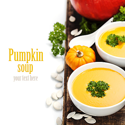 포토 JPG 해외이미지 스튜디오촬영 그릇 호박 실내 사람없음 아웃포커스 숟가락 흰배경 단호박수프 해외202004 해외포토 식기 백그라운드 채소 촬영기법 수저 내부 흰색 수프 파일형식