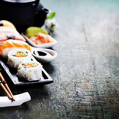 포토 JPG 해외이미지 스튜디오촬영 젓가락 실내 사람없음 아웃포커스 초밥 찻주전자 일본음식 해외202004 해외포토 음식 주전자 촬영기법 수저 내부 파일형식