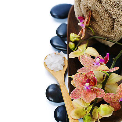 포토 JPG 해외이미지 근접촬영 사람없음 수건 숟가락 스파 조약돌 난초 스파용품 아로마테라피 입욕소금 해외202004 해외포토 식물 뷰포인트 수저 위생용품 돌_바위 미용용품 오브젝트 소금 테라피 파일형식