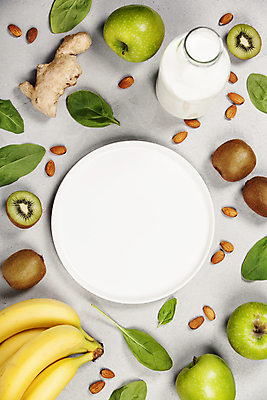 포토 JPG 해외이미지 과일 바나나 건강 키위 사람없음 하이앵글 우유 우유병 사과 채식 아몬드 생강 다이어트음식 저칼로리식단 플랫레이 해외202004 해외포토 뷰포인트 다이어트 채소 병_용기 유제품 견과류 플랫 식단 저칼로리 파일형식