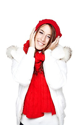 포토 JPG 스튜디오촬영 서양인 외국인 백인 모델 해외기획촬영 모자 우먼라이프 라이프스타일 긴머리 여자 2011년태국 패션 포즈 겨울 모션 털모자 실내 한명 서기 미소 웃음 누끼 사람 상반신 20대 성인 라이프 앞모습 손들기 목도리 점퍼 양손 오브젝트 웨이브 털점퍼 여자만 여자한명만 성인여자만 청년만 청년여자만 성인한명만 청년여자한명만 성인여자한명만 성인만 국내포토 모자_잡화 1 헤어스타일 손 잡화 계절 뷰포인트 표정 인종 청년 내부 생활 외투 파일형식