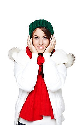 포토 JPG 스튜디오촬영 서양인 외국인 백인 모델 해외기획촬영 모자 우먼라이프 라이프스타일 긴머리 여자 2011년태국 패션 포즈 겨울 모션 털모자 실내 한명 서기 미소 웃음 누끼 사람 상반신 20대 성인 라이프 앞모습 손들기 목도리 점퍼 양손 오브젝트 웨이브 털점퍼 여자만 여자한명만 성인여자만 청년만 청년여자만 성인한명만 청년여자한명만 성인여자한명만 성인만 국내포토 모자_잡화 1 헤어스타일 손 잡화 계절 뷰포인트 표정 인종 청년 내부 생활 외투 파일형식