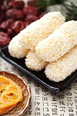 포토 JPG 스튜디오촬영 명절 열매 한식 음식 디저트 한국 실내 사람없음 과자 전통음식 대추 한과 말린감 전통다과 국내포토 식물 전통 기념일 아시아 내부 다과 파일형식