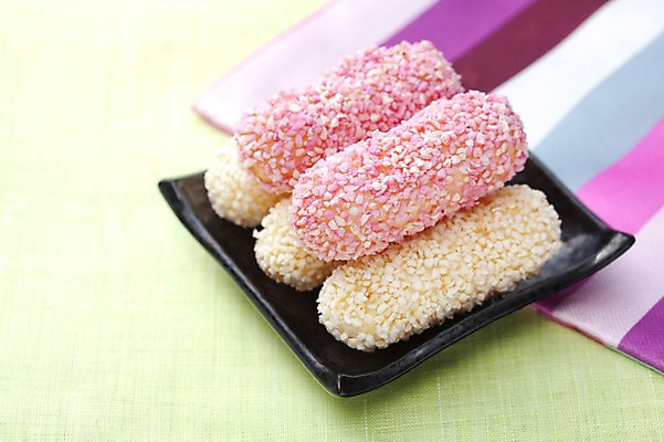 포토 JPG 스튜디오촬영 명절 한식 음식 디저트 한국 실내 사람없음 과자 전통음식 천 한과 헝겊 전통다과 국내포토 전통 기념일 아시아 내부 직물 다과 파일형식 천_직물