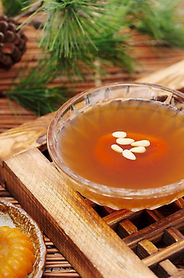 포토 JPG 스튜디오촬영 명절 음료 한식 음식 디저트 한국 실내 사람없음 과자 전통음식 전통차 전통문 솔잎 약과 수정과 전통다과 국내포토 전통 기념일 아시아 잎 내부 차_음료 문 다과 파일형식