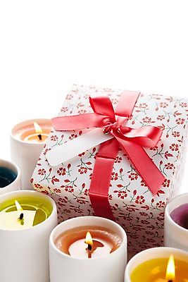 포토 JPG 스튜디오촬영 기념일 초 촛불 실내 선물 이벤트 사람없음 장식 선물상자 빛 인테리어 오브젝트 국내포토 디자인 내부 상자 파일형식