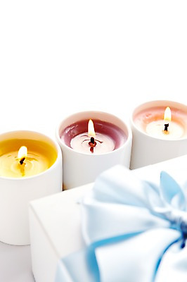 포토 JPG 스튜디오촬영 기념일 초 촛불 실내 선물 이벤트 사람없음 장식 선물상자 빛 인테리어 오브젝트 국내포토 디자인 내부 상자 파일형식