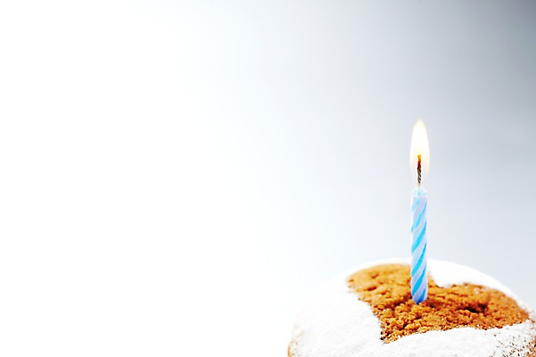 포토 JPG 스튜디오촬영 기념일 초 촛불 실내 사랑 이벤트 사람없음 장식 빛 케이크 하트 생일 오브젝트 머핀 미니케이크 국내포토 모양 감정 빵 디저트 내부 파일형식