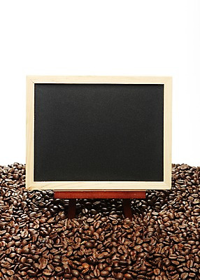 포토 JPG 스튜디오촬영 열매 커피 실내 사람없음 칠판 원두 낟알 미니칠판 국내포토 식물 음료 내부 파일형식