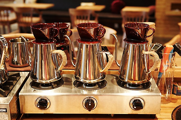 포토 JPG 주전자 주방용품 실내 풍경 사람없음 카페 가스레인지 드립커피 국내포토 커피 생활용품 내부 상점 가전제품 레인지 파일형식