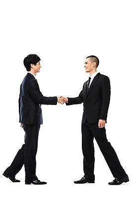 포토 JPG 스튜디오촬영 전신 외국인 해외기획촬영 2011년태국 남자 포즈 비즈니스 모션 협력 악수 함께함 실내 협상 미소 웃음 누끼 사람 동양인 정장 20대 성인 두명 옆모습 비즈니스라이프 마주보기 손잡기 경쟁 도움 직장인 비즈니스맨 목표 계획 동료 남자만 성인남자만 청년만 청년남자만 성인만 국내포토 직업 라이프스타일 옷 뷰포인트 컨셉 관계 표정 인종 손짓 청년 내부 파일형식