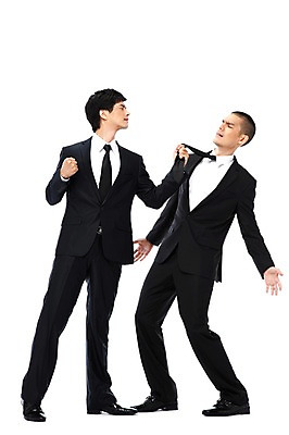 포토 JPG 스튜디오촬영 외국인 해외기획촬영 2011년태국 남자 비즈니스 넥타이 함께함 실내 서기 누끼 사람 동양인 정장 20대 성인 두명 경쟁 주먹 잡기 도움 직장인 비즈니스맨 목표 계획 동료 싸움 멱살 남자만 성인남자만 청년만 청년남자만 성인만 국내포토 직업 잡화 옷 컨셉 관계 모션 인종 청년 내부 파일형식