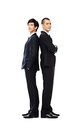 포토 JPG 스튜디오촬영 전신 외국인 해외기획촬영 2011년태국 남자 포즈 비즈니스 모션 협력 함께함 실내 서기 누끼 사람 동양인 정장 20대 성인 두명 옆모습 팔짱 기댐 경쟁 등맞대기 도움 비즈니스맨 목표 계획 남자만 성인남자만 청년만 청년남자만 성인만 국내포토 옷 뷰포인트 컨셉 인종 청년 내부 직장인 파일형식