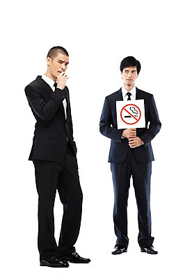 포토 JPG 스튜디오촬영 전신 외국인 해외기획촬영 응시 2011년태국 남자 캠페인 비즈니스 안내 흡연 담배 알림판 실내 경고 서기 들기 누끼 사람 동양인 정장 20대 성인 두명 금지 표지판 비즈니스맨 맹세 결심 알림 금연 남자만 성인남자만 청년만 청년남자만 성인만 국내포토 시선 옷 컨셉 모션 인종 청년 내부 직장인 사회이슈 파일형식