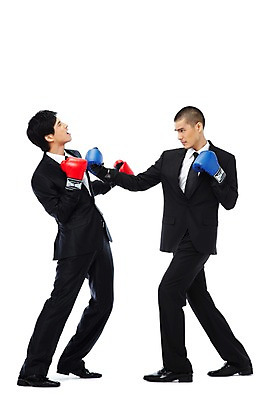 포토 JPG 스튜디오촬영 전신 외국인 해외기획촬영 2011년태국 남자 포즈 장갑 비즈니스 모션 함께함 실내 누끼 사람 동양인 정장 20대 성인 취미 두명 비즈니스라이프 운동 마주보기 경쟁 권투 글러브 도움 권투글러브 펀치 직장인 비즈니스맨 목표 계획 동료 남자만 성인남자만 청년만 청년남자만 성인만 국내포토 직업 라이프스타일 잡화 옷 스포츠용품 컨셉 관계 건강 인종 청년 내부 격투기 파일형식