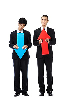 포토 JPG 스튜디오촬영 전신 외국인 해외기획촬영 2011년태국 남자 화살표 포즈 비즈니스 성공 실내 서기 웃음 누끼 사람 동양인 정장 20대 성인 두명 앞모습 금융 기쁨 우승 비즈니스맨 실패 주식 하락 만족 상승 수익 적자 남자만 성인남자만 청년만 청년남자만 성인만 국내포토 옷 감정 뷰포인트 컨셉 모션 표정 인종 청년 내부 경제 최고 직장인 좌절 파일형식