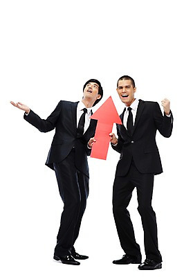 포토 JPG 스튜디오촬영 전신 외국인 해외기획촬영 2011년태국 남자 화살표 포즈 비즈니스 성공 실내 표정 서기 웃음 누끼 사람 동양인 정장 손짓 20대 성인 두명 금융 기쁨 표현 우승 비즈니스맨 주식 만족 상승 수익 남자만 성인남자만 청년만 청년남자만 성인만 국내포토 옷 감정 컨셉 모션 인종 청년 내부 경제 최고 직장인 파일형식