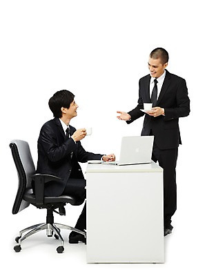 포토 JPG 스튜디오촬영 전신 외국인 해외기획촬영 직업 응시 2011년태국 남자 커피 포즈 의자 비즈니스 모션 회의 티타임 휴식 잔 직장 함께함 실내 대화 서기 미소 웃음 들기 누끼 사람 앉기 동양인 정장 20대 성인 두명 옆모습 컵 비즈니스라이프 노트북 컴퓨터 모임 업무 직장인 비즈니스맨 작업실 차 계획 찻잔 토론 책상 동료 남자만 성인남자만 청년만 청년남자만 성인만 국내포토 라이프스타일 식기 시선 옷 음료 뷰포인트 가구 컨셉 회사 관계 표정 말하기 인종 청년 내부 전자제품 작업 파일형식