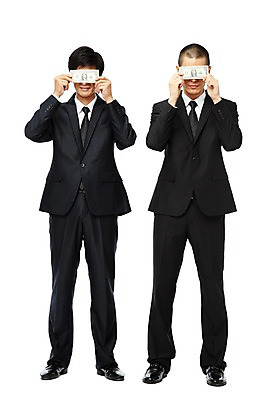 포토 JPG 스튜디오촬영 전신 외국인 해외기획촬영 2011년태국 남자 포즈 지폐 돈 비즈니스 모션 성공 실내 서기 미소 웃음 들기 누끼 사람 동양인 정장 20대 성인 두명 앞모습 경제 달러 기쁨 눈가림 비즈니스맨 돈다발 만족 외화 남자만 성인남자만 청년만 청년남자만 성인만 국내포토 옷 감정 뷰포인트 컨셉 표정 인종 청년 내부 금융 가림 직장인 재산 파일형식